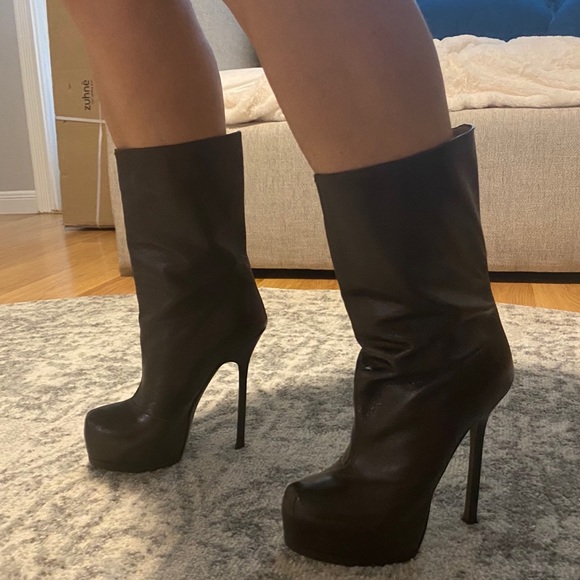 YSL Boots - Picture 7 of 7